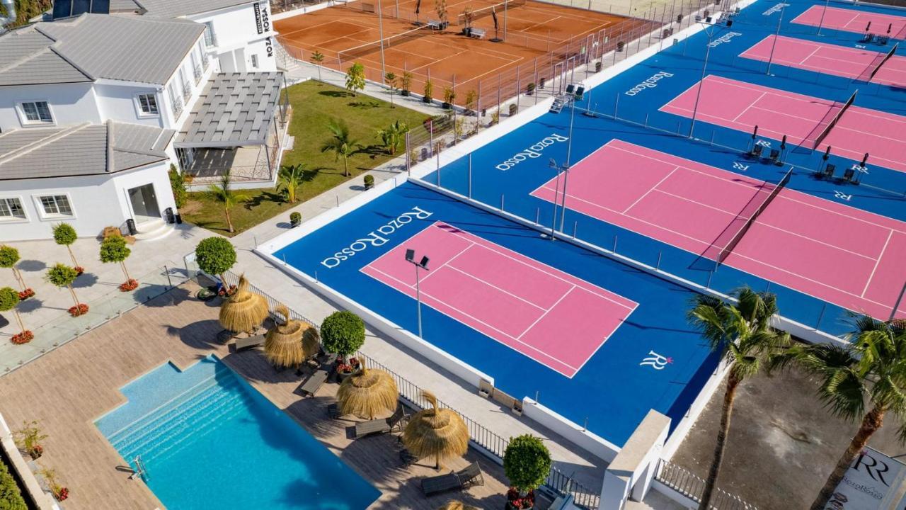 Residencia Deportiva Rozarossa Hotel Estepona Ngoại thất bức ảnh
