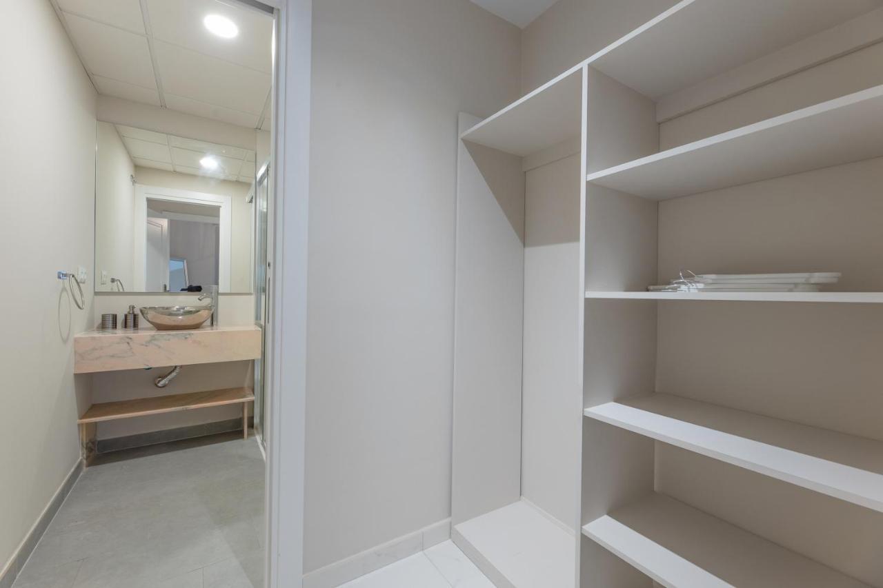 Residencia Deportiva Rozarossa Hotel Estepona Ngoại thất bức ảnh