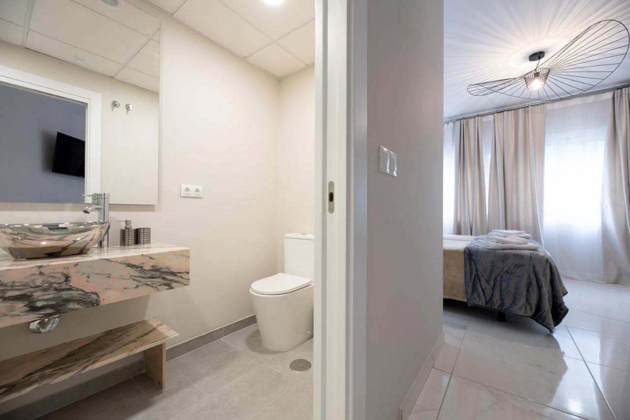 Residencia Deportiva Rozarossa Hotel Estepona Ngoại thất bức ảnh