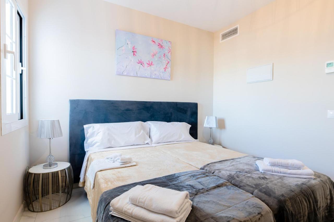 Residencia Deportiva Rozarossa Hotel Estepona Ngoại thất bức ảnh
